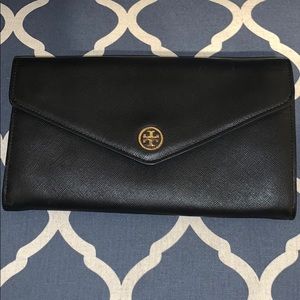 Tory Burch ‘Robinson’ Clutch, Authentic